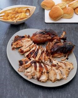 Cuban turkey in the Caja China with sweet and sour pineapple marmalade