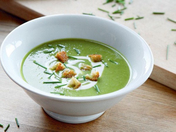 Cucumber and lettuce vichyssoise