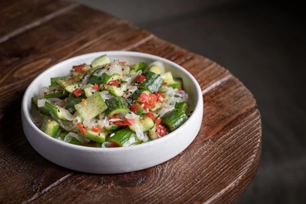 Cucumber and shredded jellyfish salad