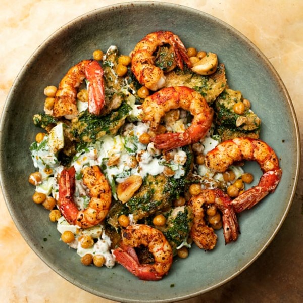 Cucumber, chickpeas and prawns
