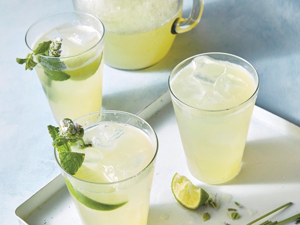Cucumber-lime lavender spritzer