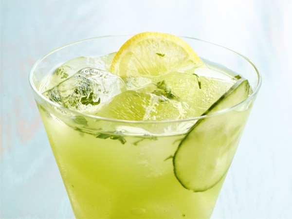 Cucumber-mint gimlets