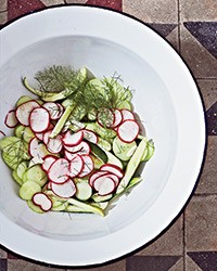 Cucumber-radish salad with crème fraîche, dill and mint