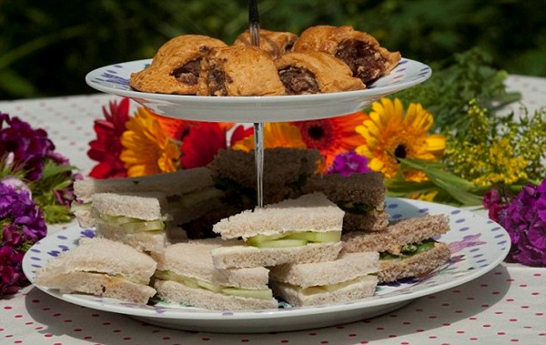 Cucumber sandwiches
