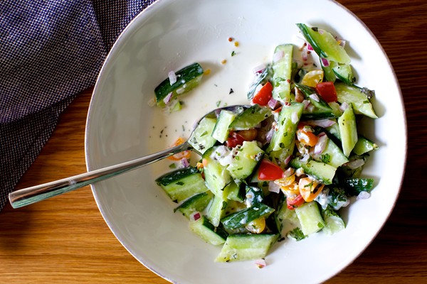 Cucumber yogurt raita salad