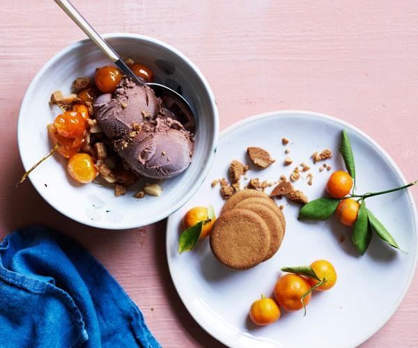 Cumquats and macadamias with ginger-nut crumb
