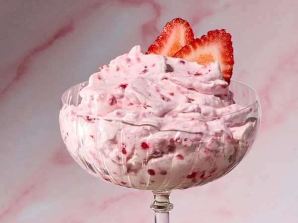 Cupid’s cloud (Berry fool)
