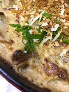 Cured duck and coconut casserole with taro (Yézhī lìyù làyā bào / 椰汁荔芋臘鴨煲)
