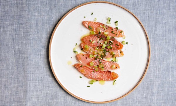 Cured salmon with maple and pink pepper