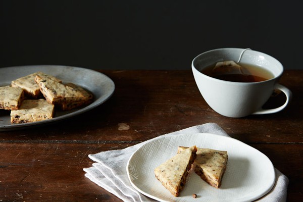 Currant-caraway shortbread