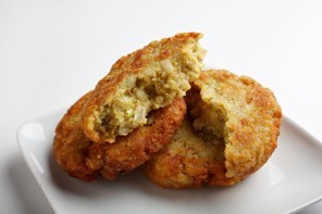 Curried barley and quinoa cakes