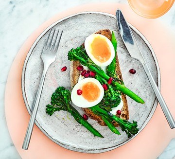 Curried broccoli & boiled eggs on toast