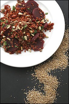 Curried bulgur pilaf with ground lamb and beets