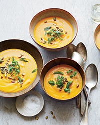 Curried carrot and apple soup