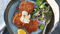 Curried carrot fritters