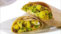 Curried chicken and apple wraps