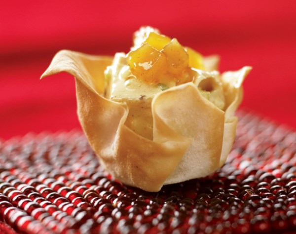 Curried chicken salad phyllo cups