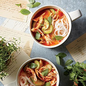 Curried coconut soup with chicken