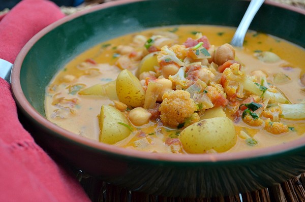 Curried coconut soup with chickpeas and cauliflower