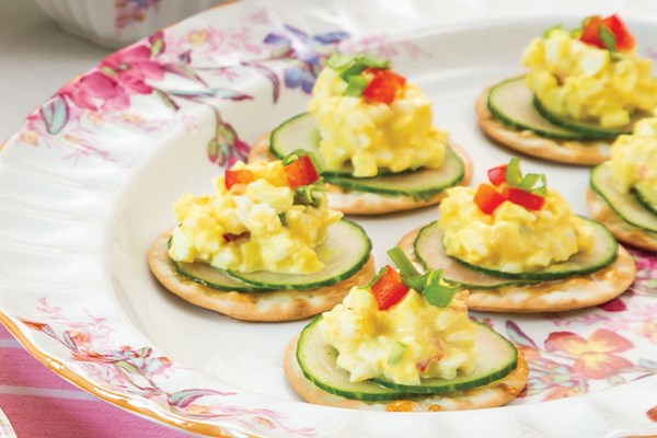 Curried egg salad canapés