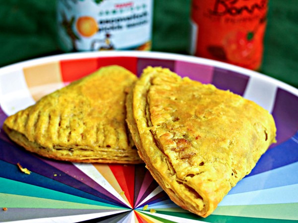 Curried Jamaican beef patties