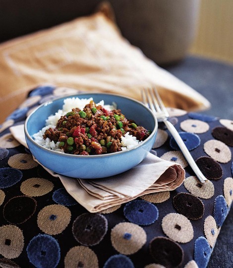 Curried mince with peas
