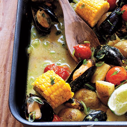 Curried mussel pan roast