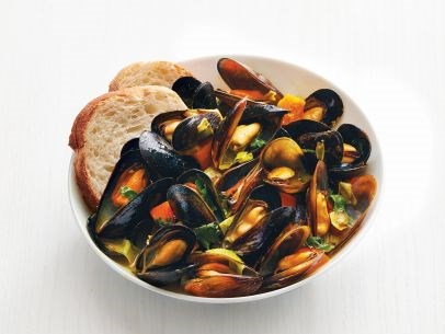 Curried mussels with butternut squash and leeks