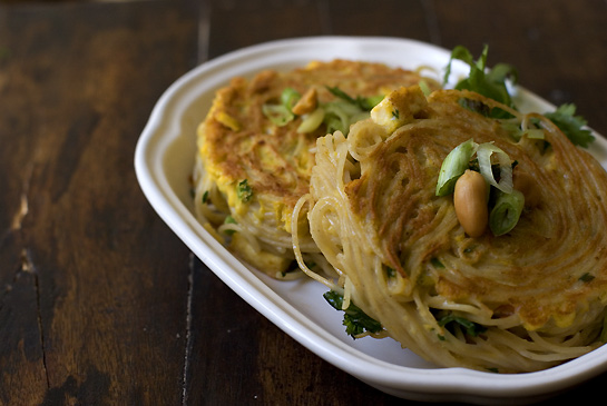 Curried noodle patties