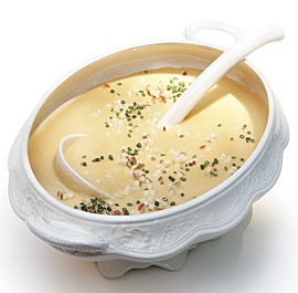 Curried parsnip and apple soup