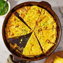 Curried potato and green pea frittata
