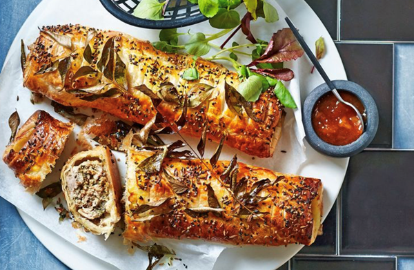 Curried sausage roll
