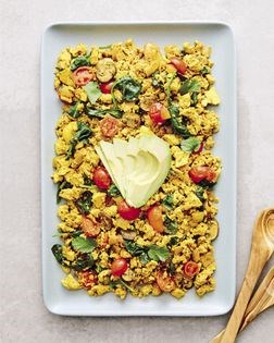 Curried tofu scramble