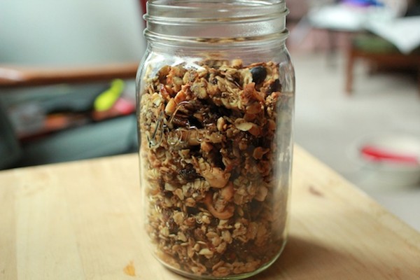 Curry cashew savory granola