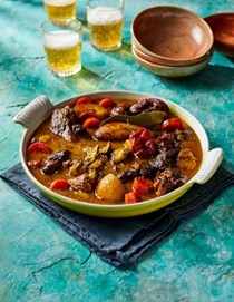 Curry chicken