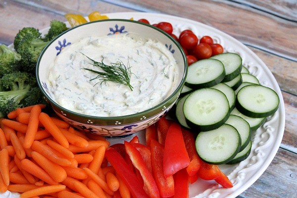 Curry-dill dip