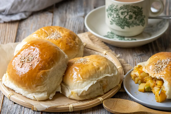 Curry potato buns