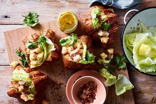 Curry prawn croissants