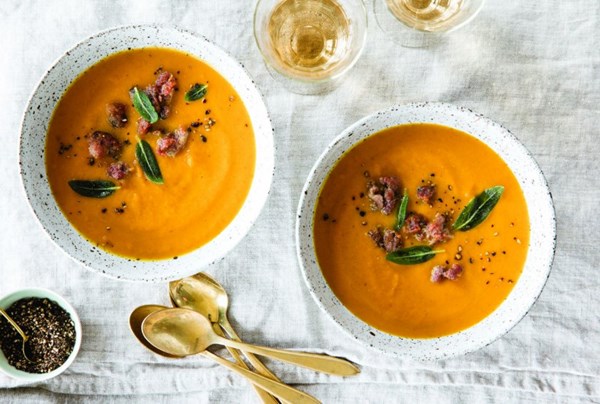 Curry pumpkin soup