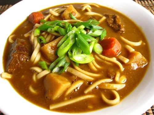 Curry udon soup (Kare udon)