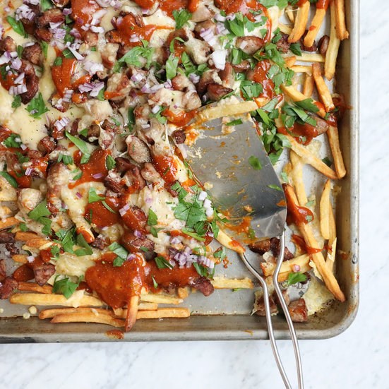 Currywurst poutine