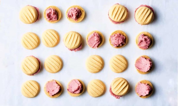 Custard yo-yos with roasted rhubarb icing