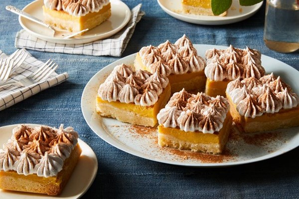 Custardy shortbread bars with boozy meringue topping 
