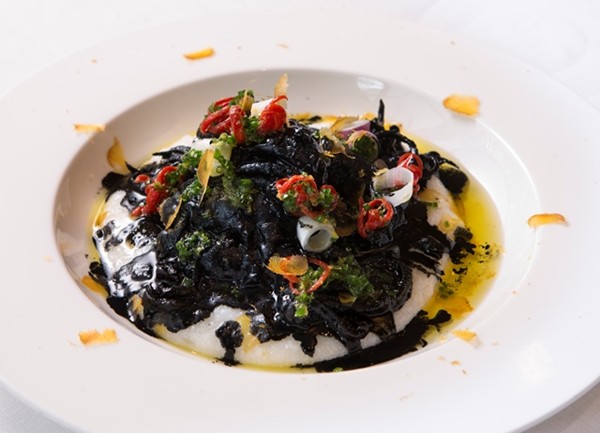 Cuttlefish and bergamot (Seppie al nero e bergamotto)