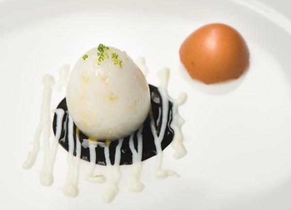 Cuttlefish egg with ink and ricotta