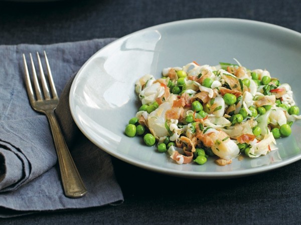 Cuttlefish, scallops & fennel with pea & prosciutto dressing
