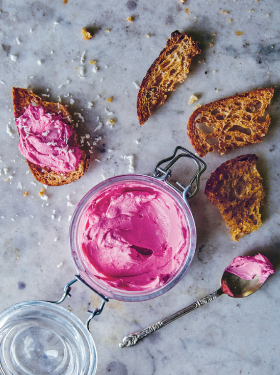 Cylindra beetroot & horseradish toasts