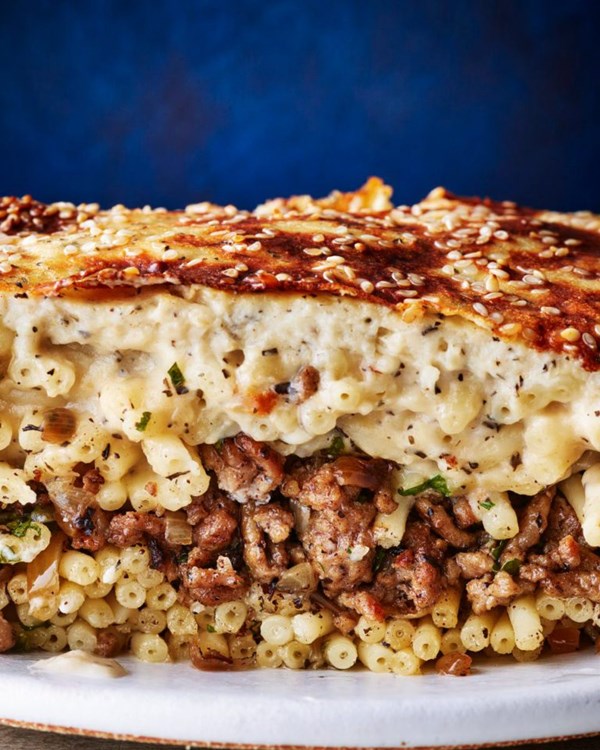 Cypriot baked pasta (Magarina firinda)