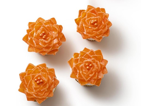 Dahlia cupcakes
