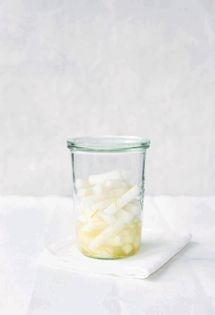 Daikon pickles with lemon